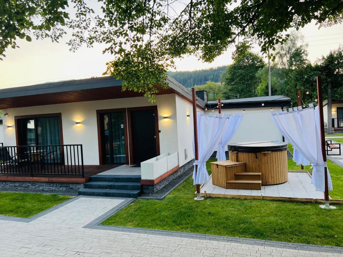 Wrzos Resort & Wellness **** Domki Caloroczne Венгерска-Гурка Экстерьер фото
